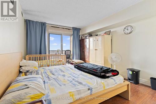 1606 - 1 Rowntree Road, Toronto, ON - Indoor Photo Showing Bedroom