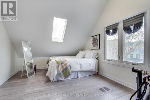 6 Edmund Avenue, Toronto, ON - Indoor Photo Showing Bedroom