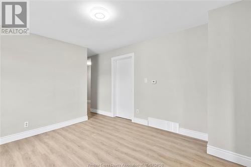 945 Windsor Avenue Unit# Main, Windsor, ON - Indoor Photo Showing Other Room