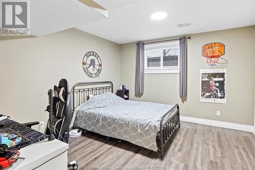 219 Beechwood Drive, Lakeshore, ON - Indoor Photo Showing Bedroom