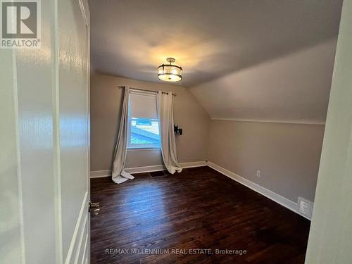 6077 Collins Drive, Niagara Falls, ON - Indoor Photo Showing Other Room