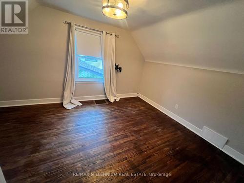 6077 Collins Drive, Niagara Falls, ON - Indoor Photo Showing Other Room