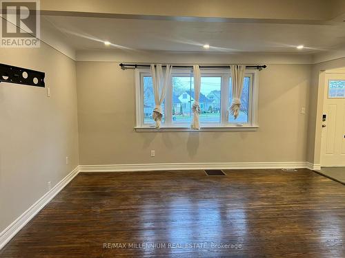 6077 Collins Drive, Niagara Falls, ON - Indoor Photo Showing Other Room