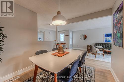 156 Carter Crescent, Cambridge, ON - Indoor Photo Showing Dining Room