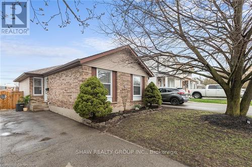 156 Carter Crescent, Cambridge, ON - Outdoor With Facade