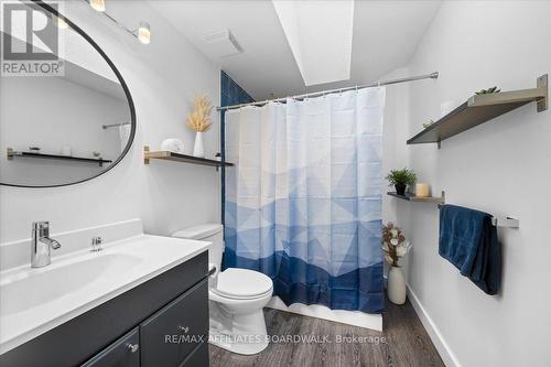 6391 Nuggett Drive E, Ottawa, ON - Indoor Photo Showing Bathroom