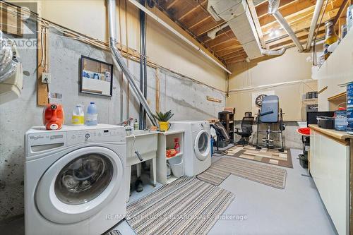 6391 Nuggett Drive E, Ottawa, ON - Indoor Photo Showing Laundry Room