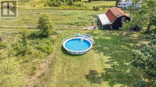 5801 Bossert Road, Niagara Falls (224 - Lyons Creek), ON - Outdoor With Above Ground Pool With View