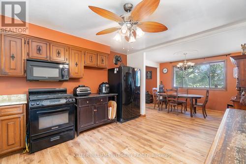 5801 Bossert Road, Niagara Falls (224 - Lyons Creek), ON - Indoor Photo Showing Kitchen