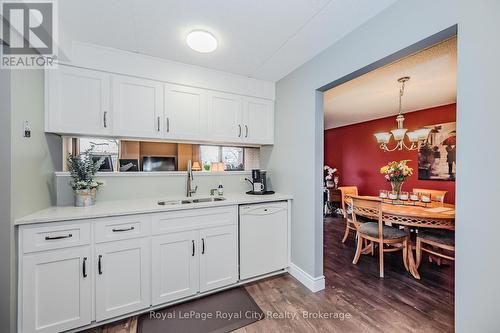 401 - 8 Christopher Court, Guelph (Hanlon Creek), ON - Indoor Photo Showing Kitchen With Double Sink