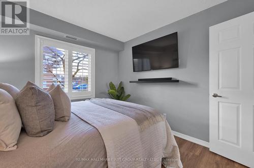 109 - 120 Aspen Springs Drive, Clarington, ON - Indoor Photo Showing Bedroom