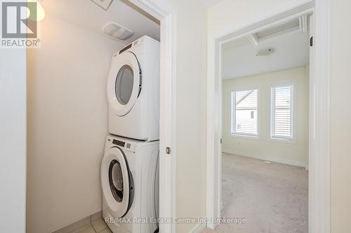 256 Law Drive, Guelph (Grange Hill East), ON - Indoor Photo Showing Laundry Room