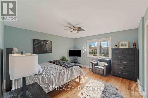 6163 Elkwood Drive, Ottawa, ON - Indoor Photo Showing Bedroom