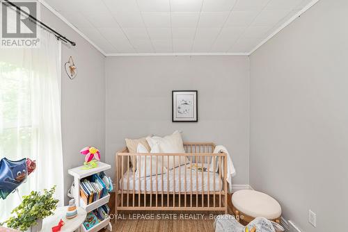 2 Mountain Brow Boulevard, Hamilton, ON - Indoor Photo Showing Bedroom