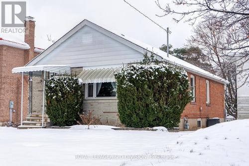 21 Murray Avenue, Toronto, ON - Outdoor