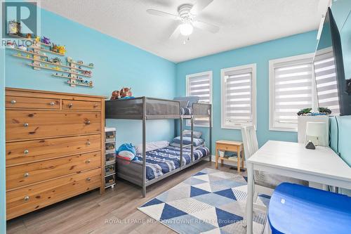 50 Smith Drive, Halton Hills, ON - Indoor Photo Showing Bedroom