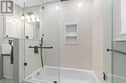 50 Smith Drive, Halton Hills, ON - Indoor Photo Showing Bathroom