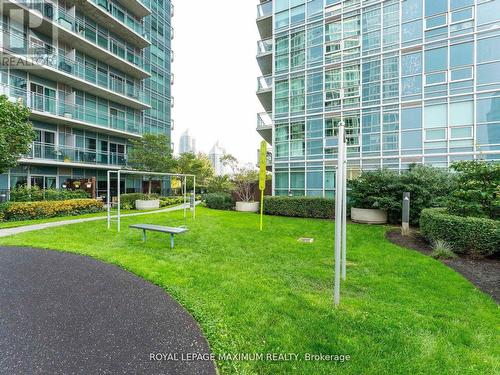 1113 - 155 Legion Road N, Toronto, ON - Outdoor