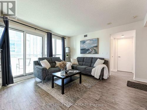 1113 - 155 Legion Road N, Toronto, ON - Indoor Photo Showing Living Room