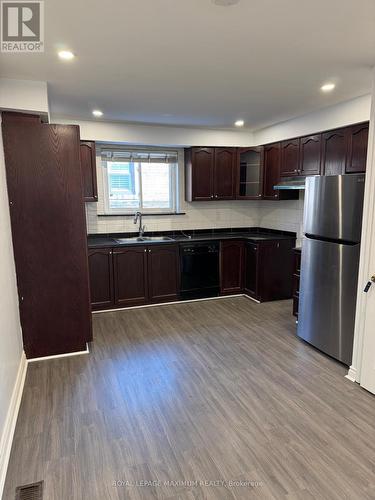 62 Raymond Road, Vaughan, ON - Indoor Photo Showing Kitchen With Double Sink