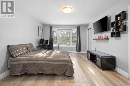 9 Susan Court, Kawartha Lakes (Lindsay), ON - Indoor Photo Showing Bedroom