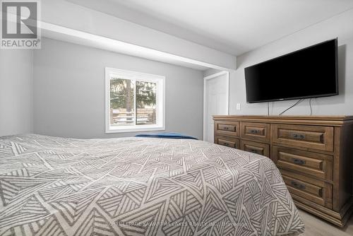 9 Susan Court, Kawartha Lakes (Lindsay), ON - Indoor Photo Showing Bedroom