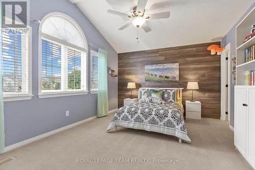 949 Rossburn Crescent, Ottawa, ON - Indoor Photo Showing Bedroom