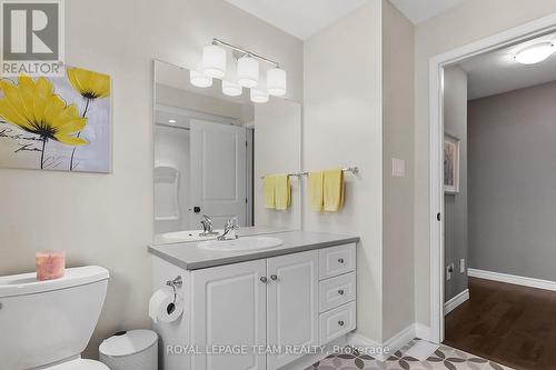 949 Rossburn Crescent, Ottawa, ON - Indoor Photo Showing Bathroom