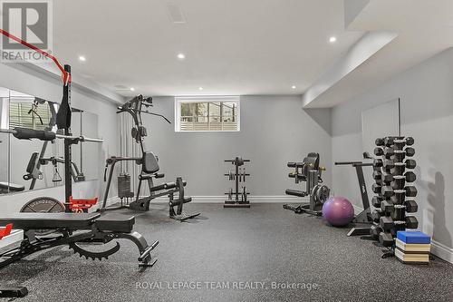 949 Rossburn Crescent, Ottawa, ON - Indoor Photo Showing Gym Room