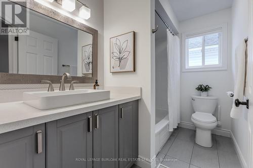 4008 Jarvis Crescent, Burlington, ON - Indoor Photo Showing Bathroom