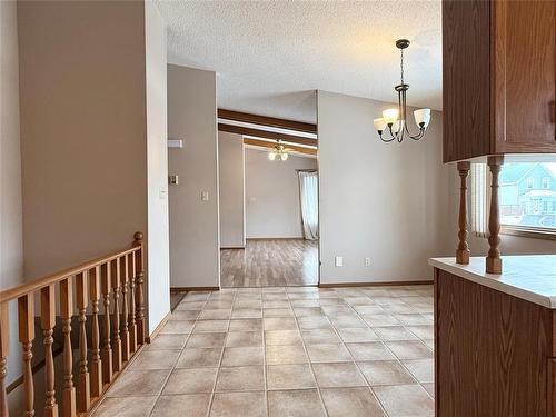 62 Royal Road N, Portage La Prairie, MB - Indoor Photo Showing Other Room