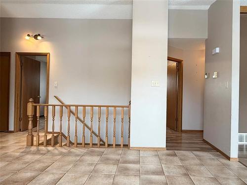 62 Royal Road N, Portage La Prairie, MB - Indoor Photo Showing Other Room