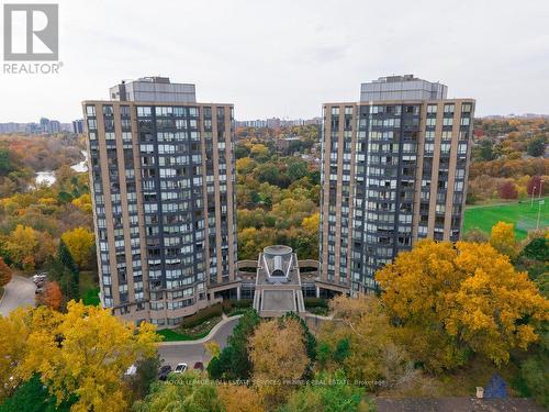 708 - 1 Hickory Tree Road, Toronto, ON - Outdoor