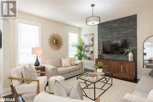 Gorgeous Feature Wall - 348 Tonelli Lane, Milton, ON - Indoor Photo Showing Living Room