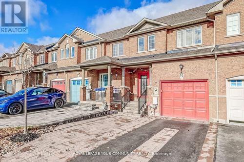 93 Revelstoke Crescent, Richmond Hill, ON - Outdoor With Facade