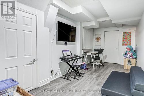 93 Revelstoke Crescent, Richmond Hill, ON - Indoor