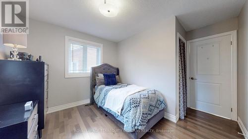 9912 Keele Street, Vaughan, ON - Indoor Photo Showing Bedroom