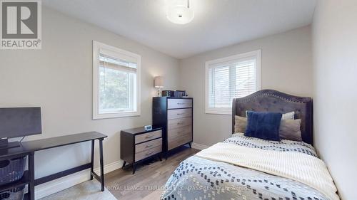 9912 Keele Street, Vaughan, ON - Indoor Photo Showing Bedroom