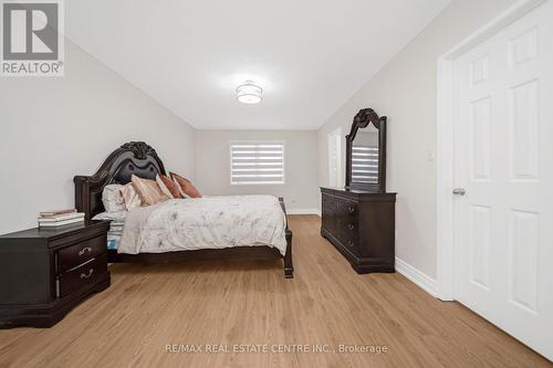 155 Heartview Road, Brampton, ON - Indoor Photo Showing Bedroom