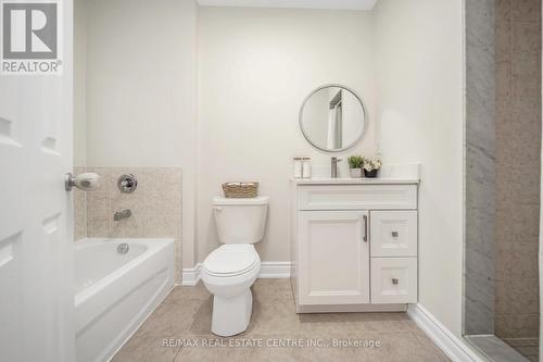 155 Heartview Road, Brampton, ON - Indoor Photo Showing Bathroom