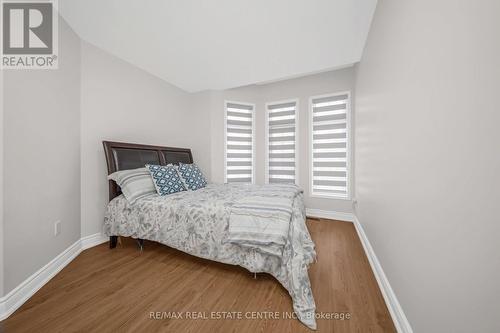 155 Heartview Road, Brampton, ON - Indoor Photo Showing Bedroom