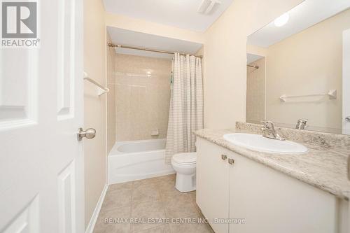 155 Heartview Road, Brampton, ON - Indoor Photo Showing Bathroom