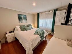 Master bedroom - 