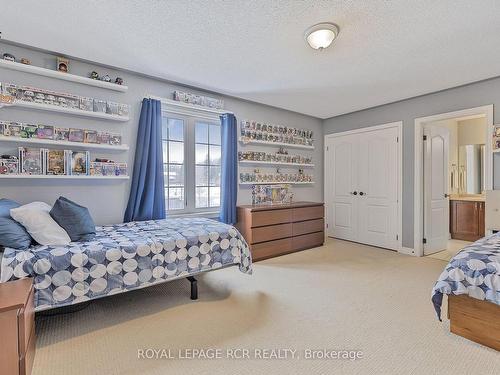 2 Littlebrook Lane, Caledon, ON - Indoor Photo Showing Bedroom