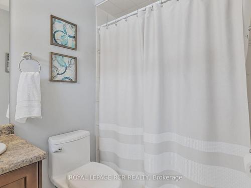 2 Littlebrook Lane, Caledon, ON - Indoor Photo Showing Bathroom