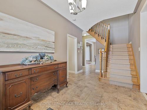 2 Littlebrook Lane, Caledon, ON - Indoor Photo Showing Other Room