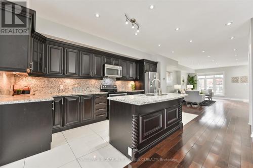 1425 Woodbine Avenue, Toronto, ON - Indoor Photo Showing Kitchen With Double Sink With Upgraded Kitchen