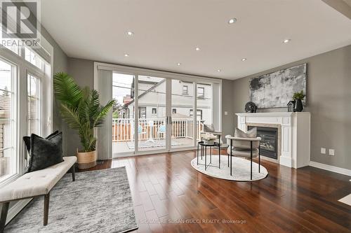 1425 Woodbine Avenue, Toronto, ON - Indoor Photo Showing Dining Room