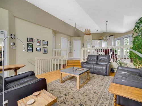 Overall view - 706 Rue Du Dr-Letondal, Deux-Montagnes, QC - Indoor Photo Showing Living Room