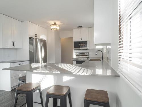 1418 Forest Street, Thunder Bay, ON - Indoor Photo Showing Kitchen